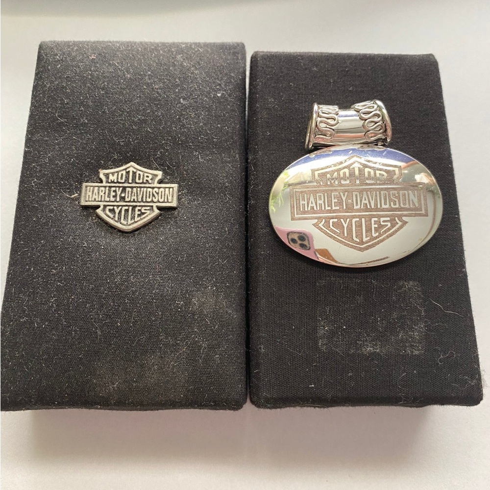 Harley Davidson Motorcycles Slider Pendant with Case!!